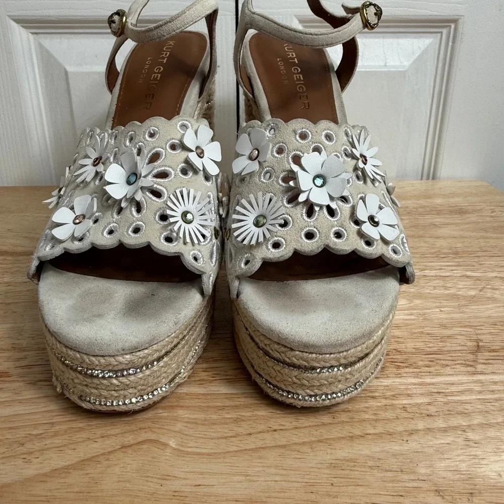 Kurt Geiger Floral Platform Sandals 41 Cream Cottagecore Boho Espadrille Heels